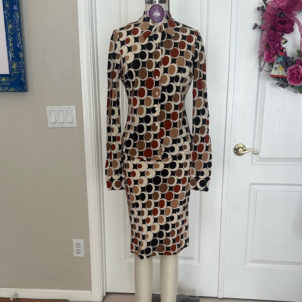 Polka Dot Women's 2-piece silk shirt and skirt.